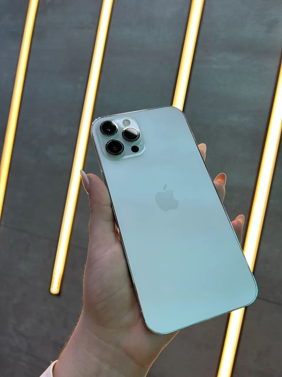 PEÇA ÚNICA!!IPHONE 12 PRO MAX 128GB BRANCO - Foto 2