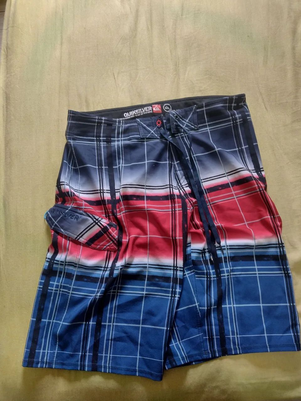 3 bermudas QUIKSILVER original - Foto 2