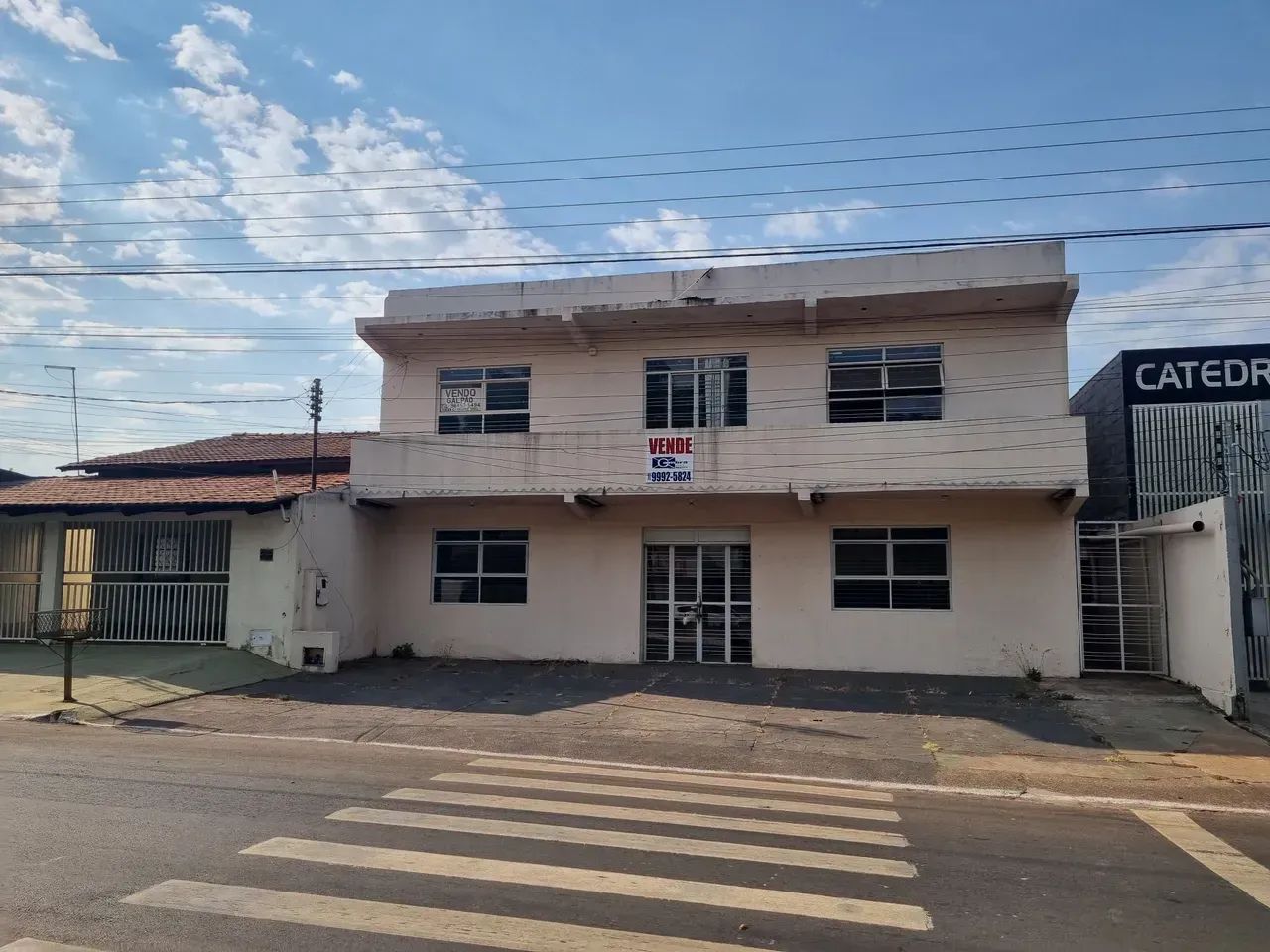 Excelente Prédio à Venda.