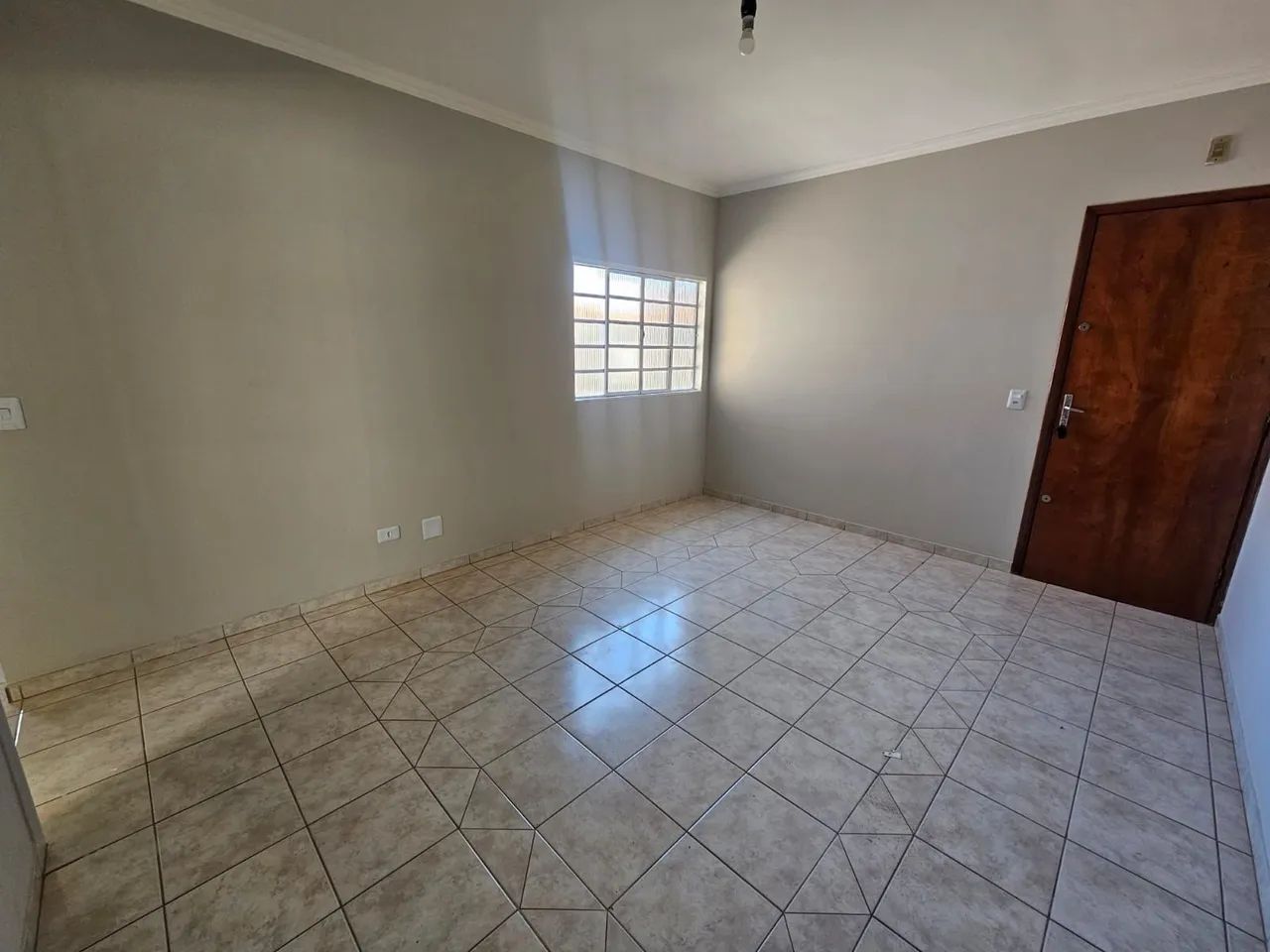 Próximo ao gastrota. Condução na porta.  - Foto 4