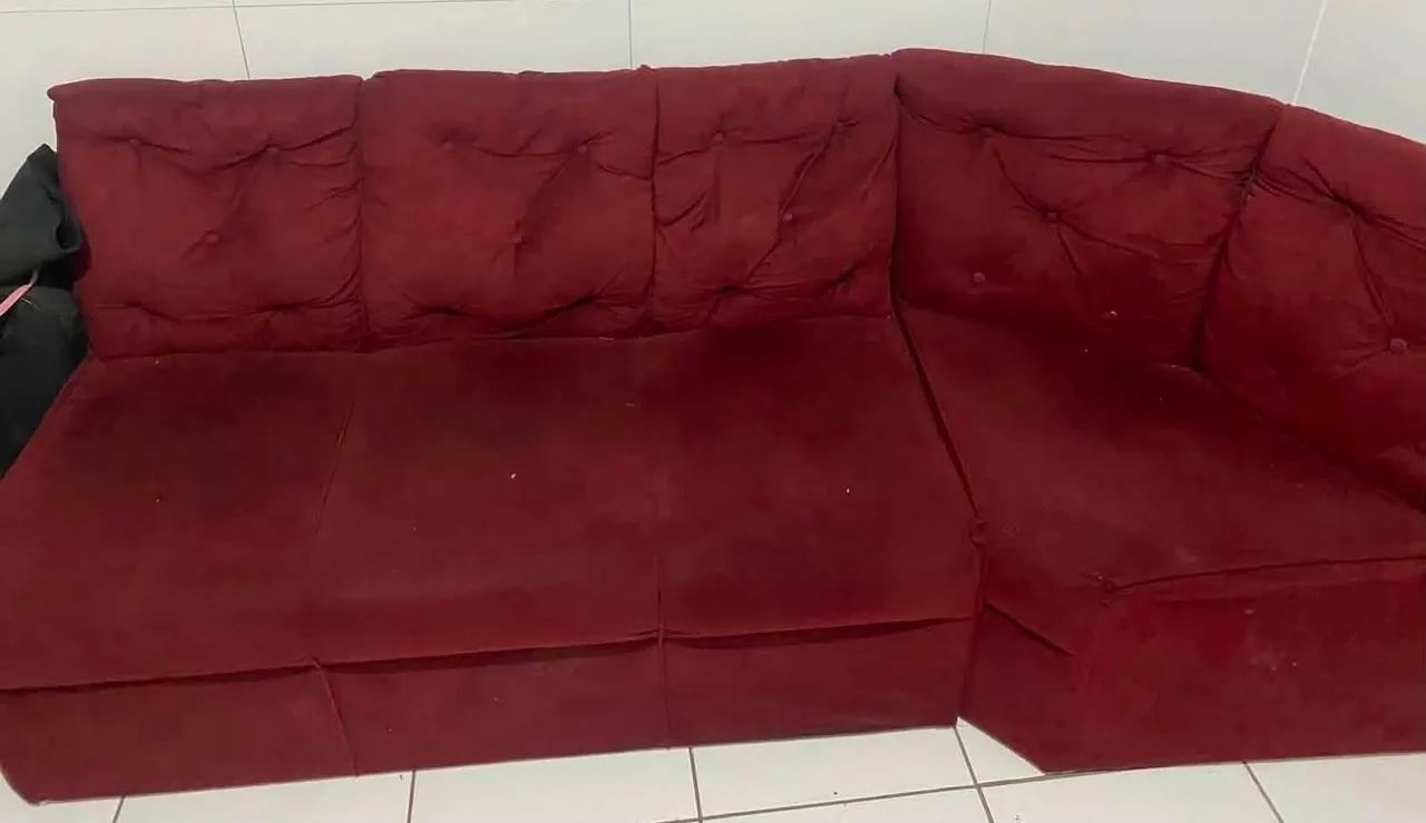 Estante de sala - 200,00 sofá - 50,00