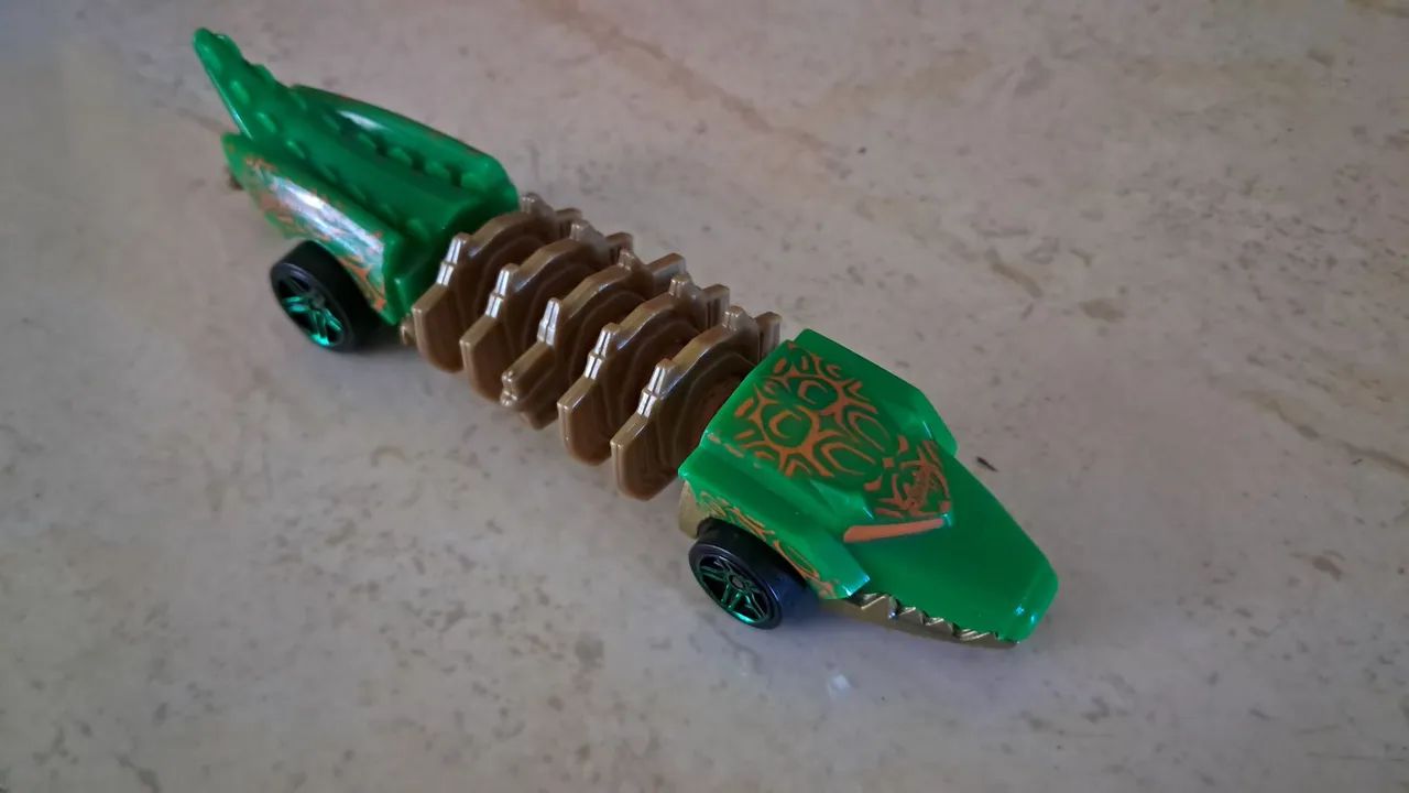 Pista Hot wheels Mutant machines - Foto 2