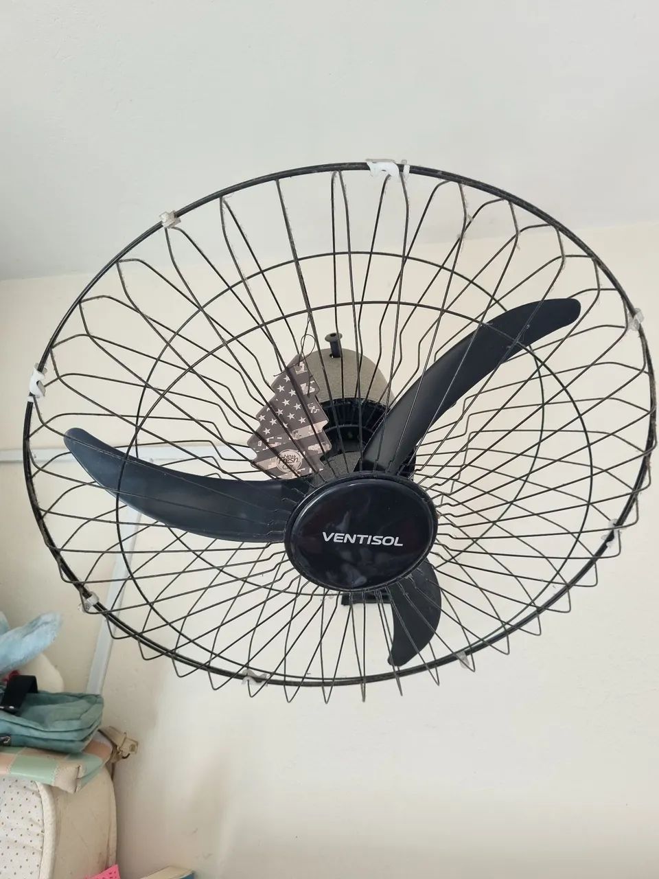 Vendo ventilador de parede grande - Foto 3