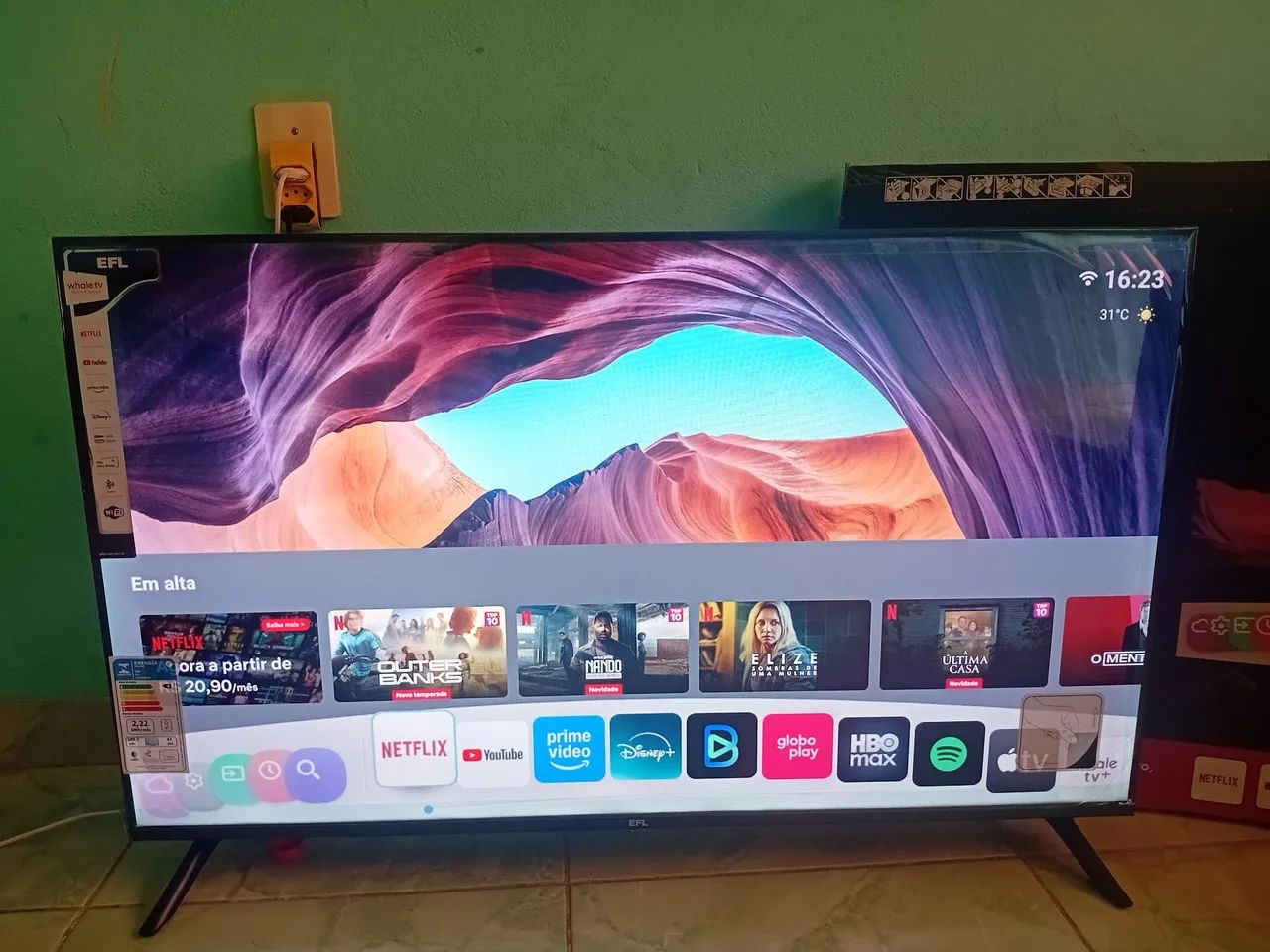 Vende-se TV 43 nova na caixa comprada  ontem  na bemol  - Foto 4