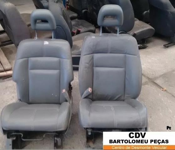 Bancos Dianteiros Pt Cruiser