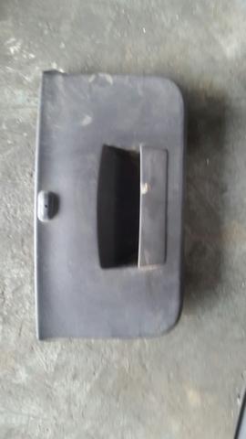 Acabamento porta malas sandero