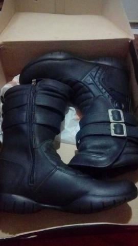 Bota - Foto 2