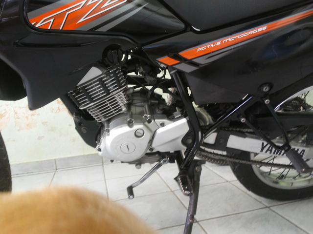 Vendo xtz 125 E muito nova ou troco em carro de preferencia corsa ou celta - Foto 2