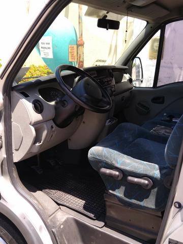 Van Renault Master Executiva 16 lugares - Foto 4