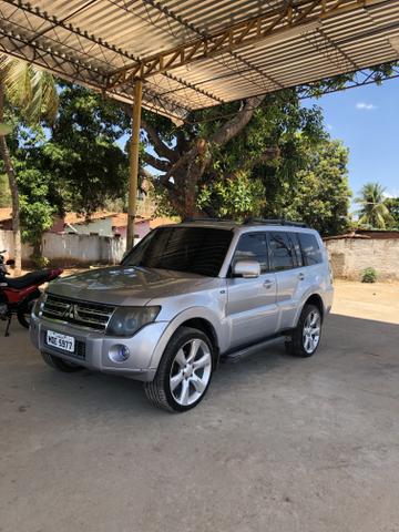 Vendo ou troco Pajero full com rodas 22 - Foto 2