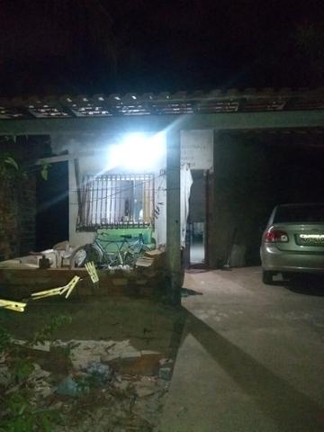 Vendo um sítio com uma casa - Foto 2