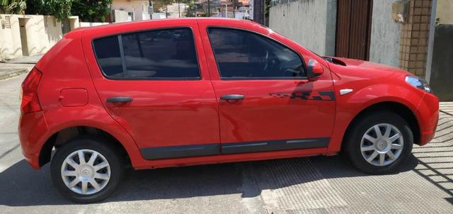 Renault/Sandero Exp1.0 16v 4P, Ano: 2011, Flex: Gas/Alc, cor: Vermelha - Foto 4