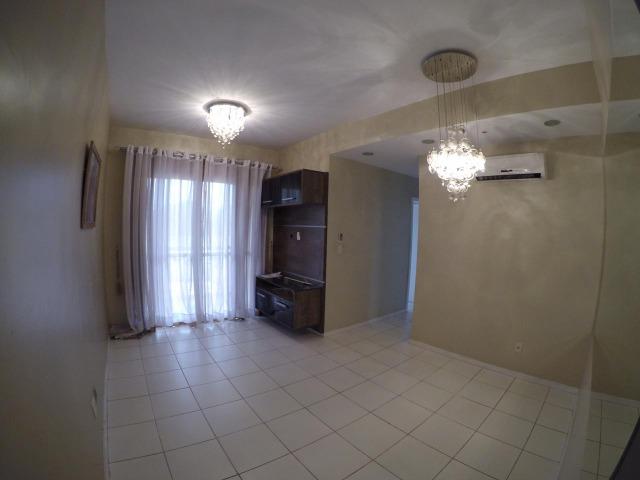 Alugo Lindo Apartamento com 2 Quartos e 1 Suíte no Residencial Astúrias