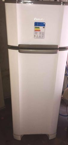 Refrigerador RCD34 276L - Foto 2
