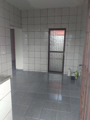 Alugo casa (2 quartos) em Cabuís, Nilópolis. Rua Antônio Pereira - Foto 5