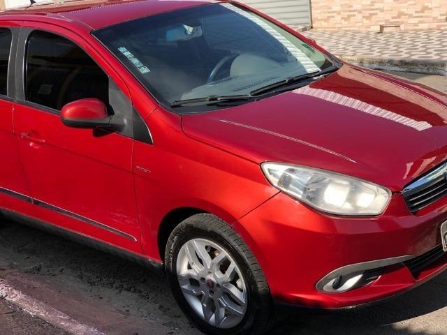 Fiat Grand Siena 12/13 1.6 Essence Automático