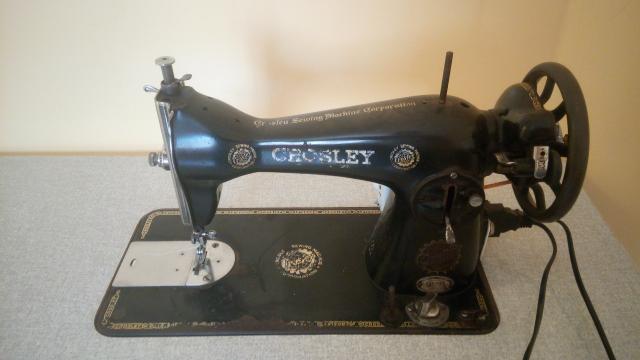 Máquina Costura Antiga Crosley Super Motor Pedal - Foto 5