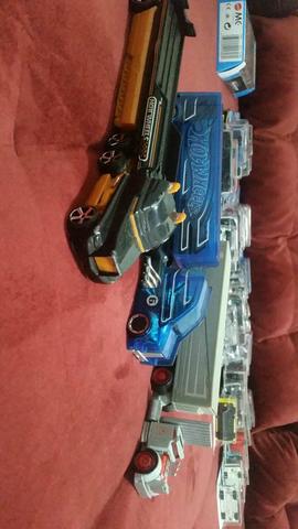 Carreta hot wheels