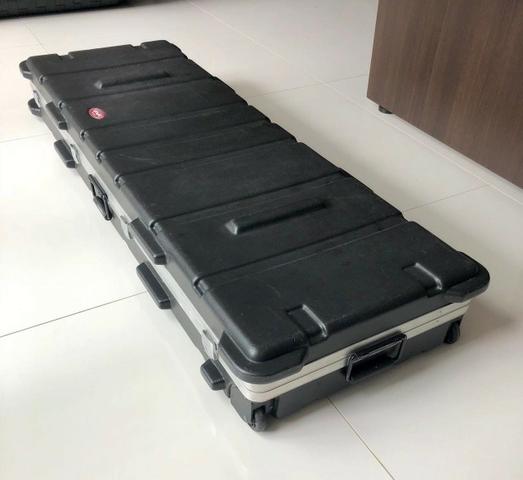 Yamaha Motif XS8 com case ótimo estado - Foto 5