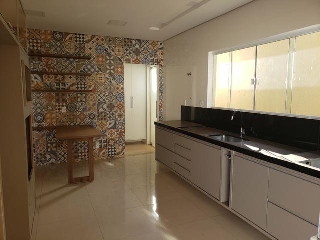 Linda casa Rua 12 condomínio vazado estrutural - Foto 15