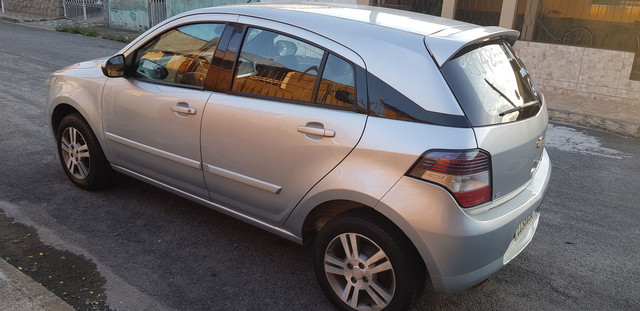 Vendo ou troco Agile 1.4 LTZ , ano 2013 , com GNV. - Foto 3