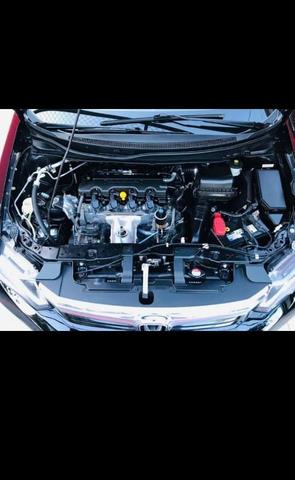 Vendo ou troco lindo civic - Foto 6