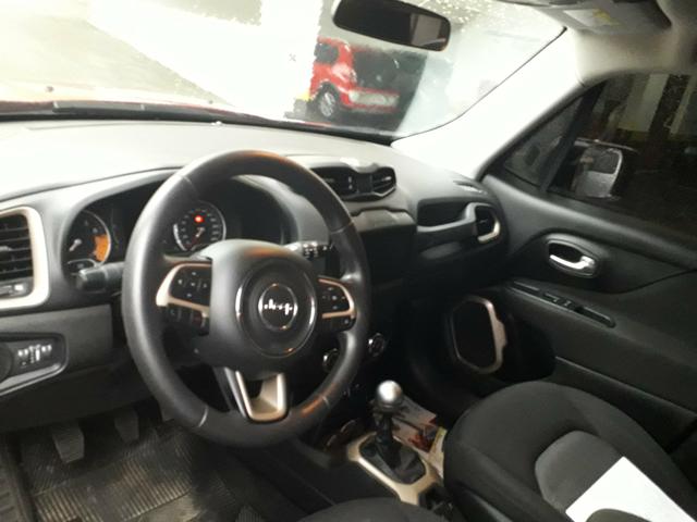 Jeep renegade 1.8 Flex manual baixo km - Foto 5
