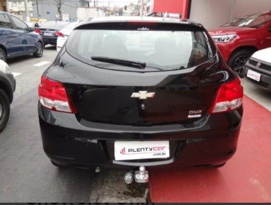 Vendo carro com entrada de;$3,000 - Foto 2
