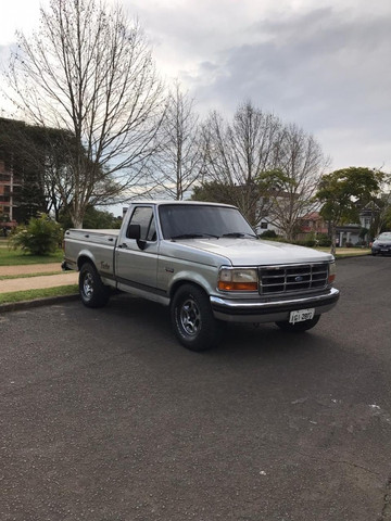Ford F1000