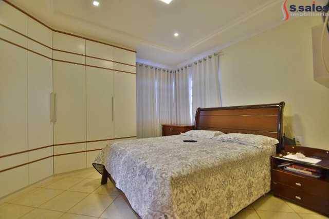 Linda Casa!! Imóvell com 4 Quartos sendo 3 Suítes 1.000m² Imóvel em Destaque!! - Foto 8