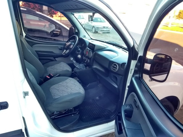 Fiat Doblo Attractive 1.4 2014 - Foto 8