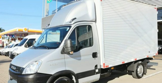 Iveco Daily 35s14 Baú 2017 - Foto 5