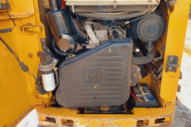 MINI CARREGADEIRA  - Foto 4