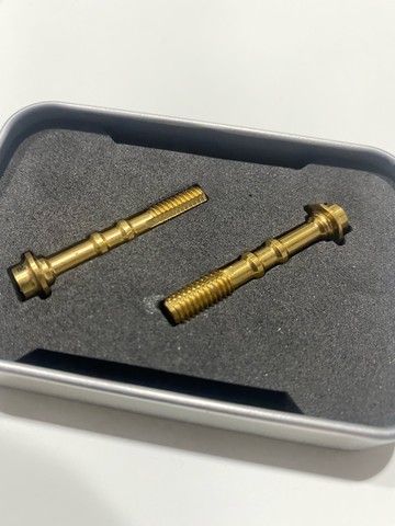Parafusos titânio para pinça de freio Shimano M8000