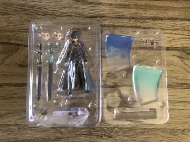 Boneco Sword Art Online Alicization War of Underworld Kirito