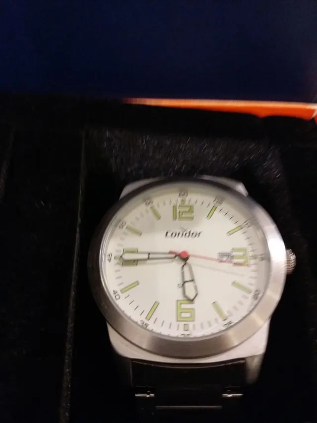 Relógio de pulso com fone na caixa - Foto 5