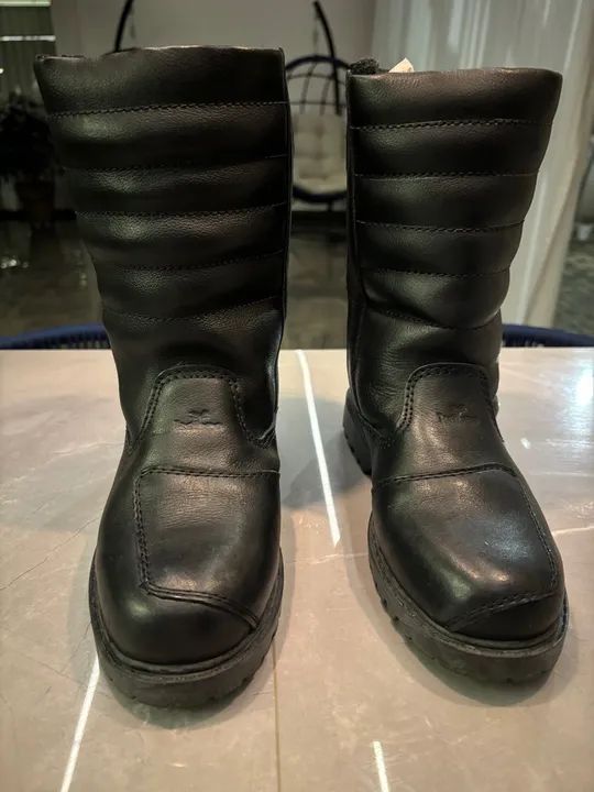 Botas de Motociclista de Couro - Impermeáveis e Resistentes! - Foto 4