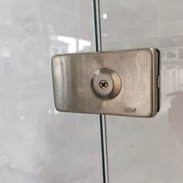 Fechadura Tetra / Trava de Segurança para Porta de Vidro de Giro - Foto 2