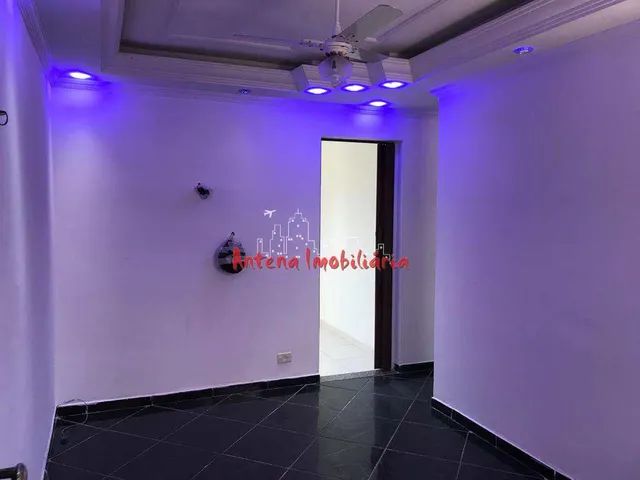 Apartamento com 02 dormitórios no Parque Dourado - Cód.: 10795