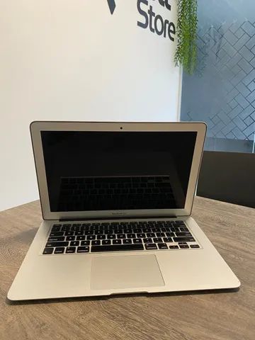 Apple store store macbook air 2017