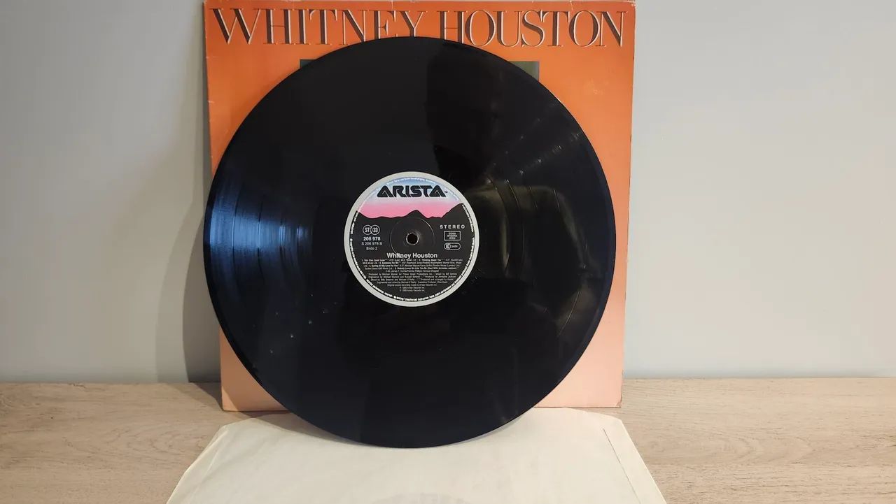 Disco de Vinil Whitney Houston - Edição Clássica - Foto 2