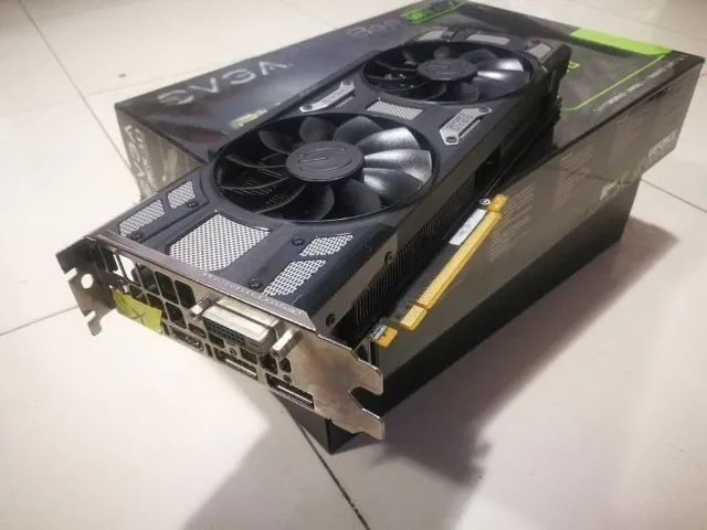 EVGA GEFORCE GTX 1070 8GB - Foto 2