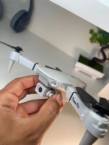Drone tira foto e filma com carregador de bateria USB garantia hélice extra  - Foto 5