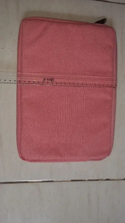 Vendo Capa para Tablet / I Pad ou Notebook (mini) - Foto 3