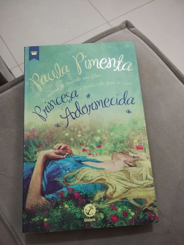 A Princesa Adormecida - Paula Pimenta
