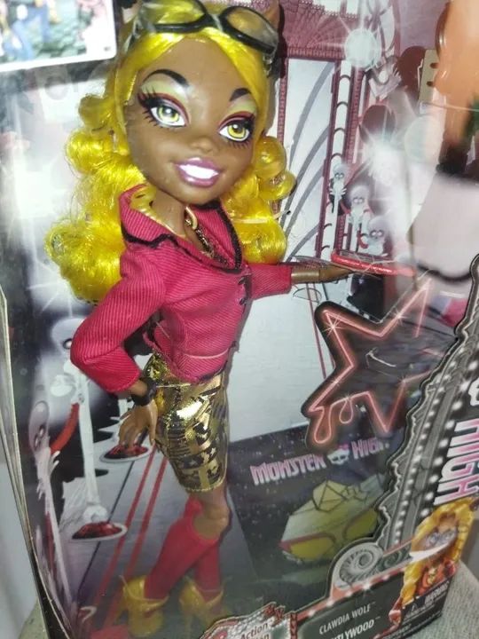 Boneca Monster High Clawdia Wolf Hauntlywood Original - Foto 4