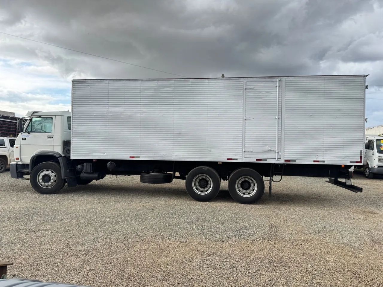 VW 23-220 ano:2005 Bau 2*Dono super conservado - Foto 5