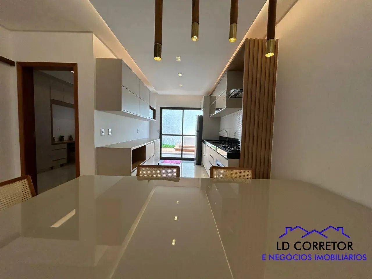 Imperdível: Casa em Condomínio à venda em Aparecida de Goiânia-GO, 3 quartos, 3 suítes, 2  - Foto 5