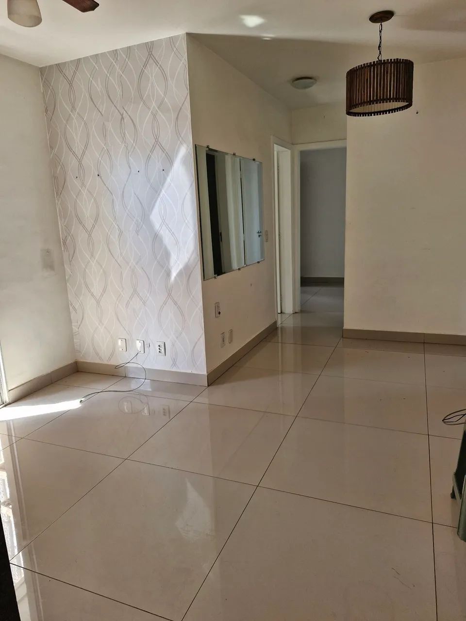 Apartamento 2/4 c/ Armário e Porcelanato - Foto 4