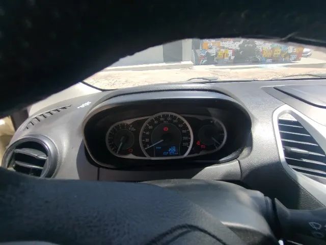 Vendo - troco Ford Ka 1.0 - 2014/15 - Foto 3